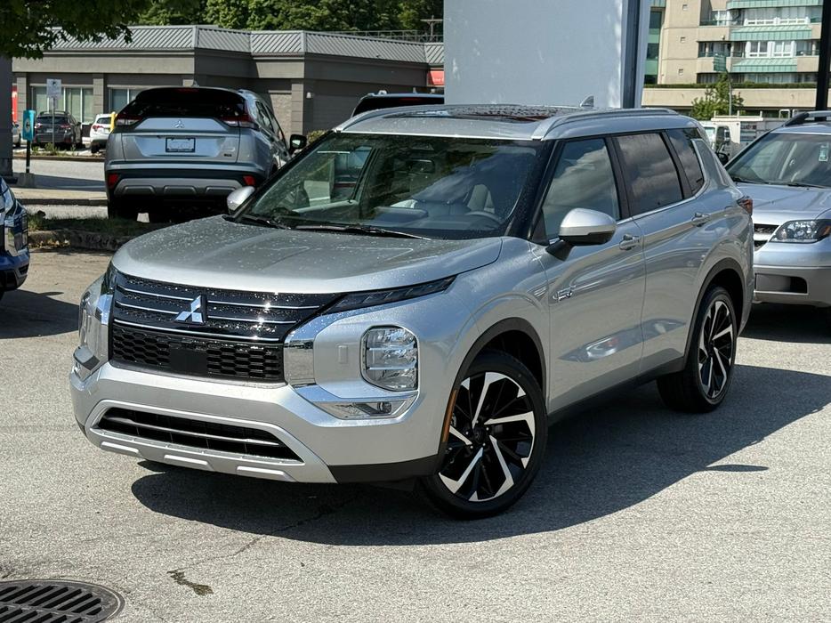 2025 Mitsubishi Outlander PHEV SEL - $10,000 Discount, Manager Demo! display photo