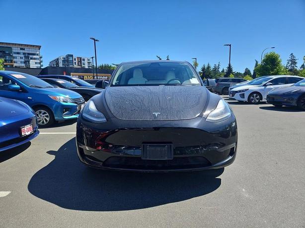 2021 Tesla Model Y Long Range AWD | Adaptive Cruise Control! image 2