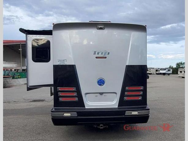 Used 2012 Holiday Rambler Trip 35PBD image 7