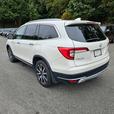 2019 Honda  Pilot Touring 8-Passenger thumbnail image 3