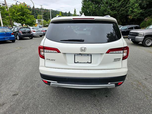 2019 Honda  Pilot Touring 8-Passenger image 5