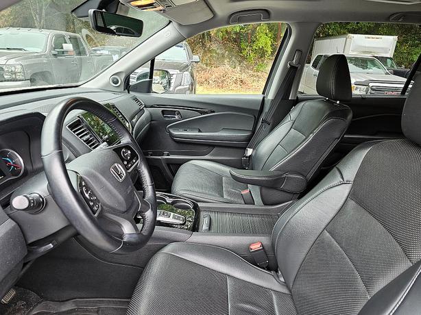 2019 Honda  Pilot Touring 8-Passenger image 8
