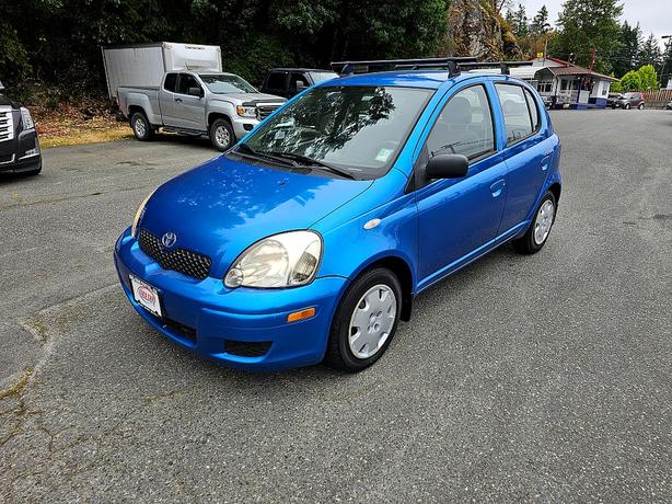 2005 Toyota  Echo LE image 2
