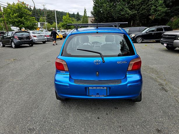 2005 Toyota  Echo LE image 5
