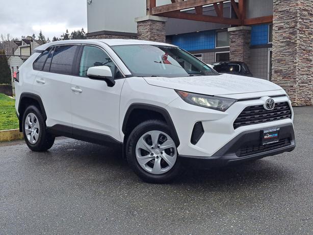 2024 Toyota RAV4 AWD - Heated Seats, Back-Up Camera image 4