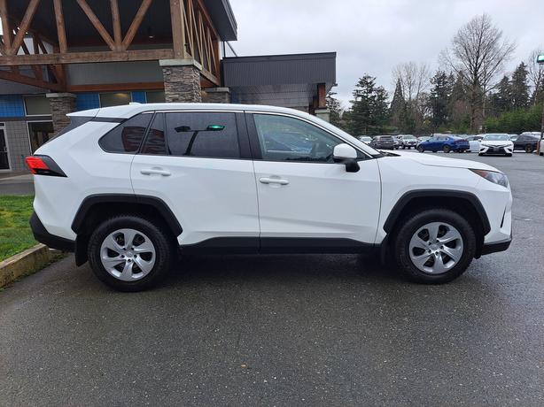 2024 Toyota RAV4 AWD - Heated Seats, Back-Up Camera image 5