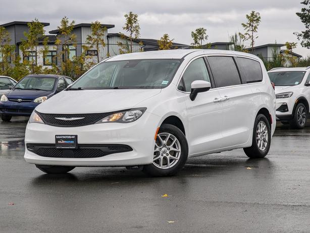 2023 Chrysler Grand Caravan SXT - No Accidents, Power Doors/Gate, Heated Seats image 1