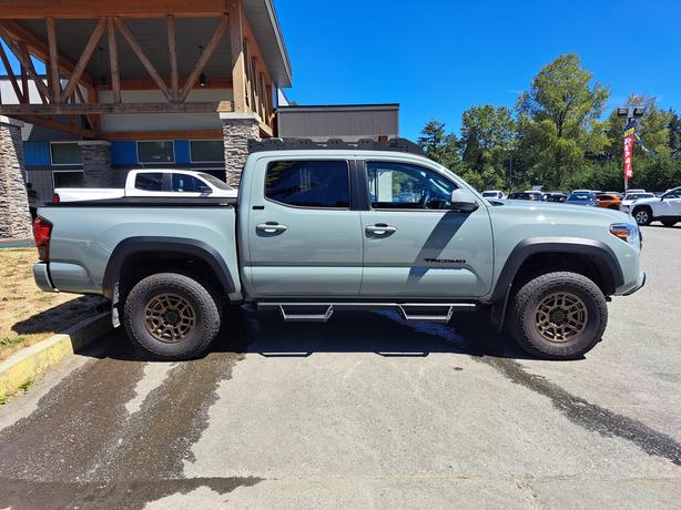 2023 Toyota Tacoma SR5 Trail Edition 4WD - Heated Seats image 5