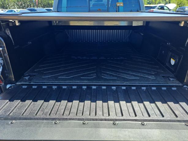 2023 Toyota Tacoma SR5 Trail Edition 4WD - Heated Seats image 8