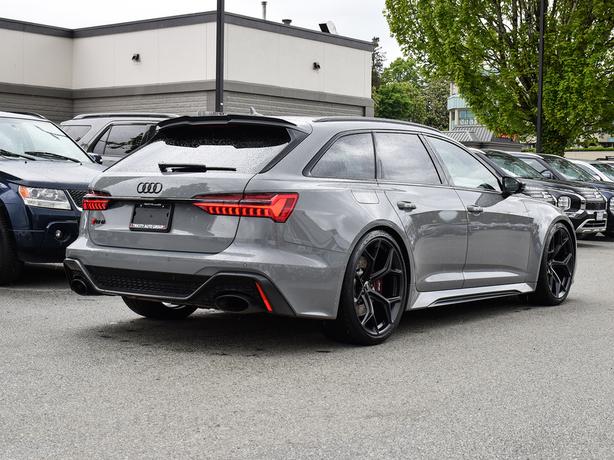 2024 Audi RS 6 Avant - Matte Optics, One Owner, Local BC Vehicle image 5