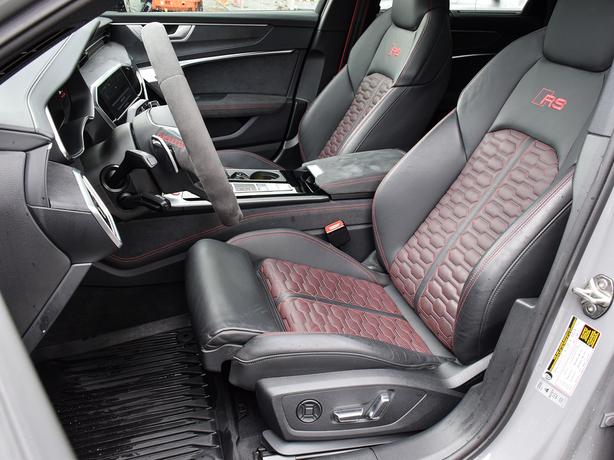 2024 Audi RS 6 Avant - Matte Optics, One Owner, Local BC Vehicle image 8