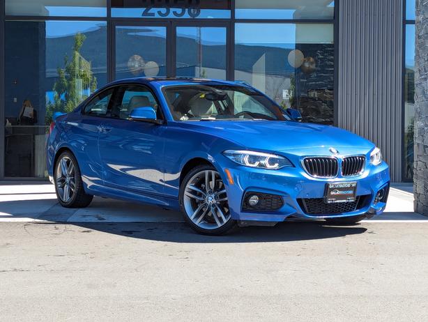 2018 BMW 2 Series 230i xDrive - No Accidents, Low KMs, Sunroof, AWD image 4