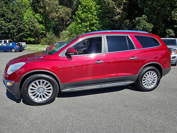 2011 Buick  Enclave CXL-1 image 2