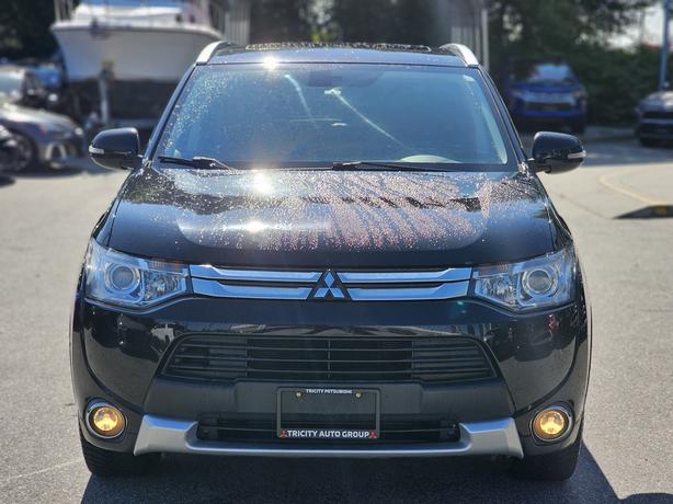 2015 Mitsubishi Outlander image 2