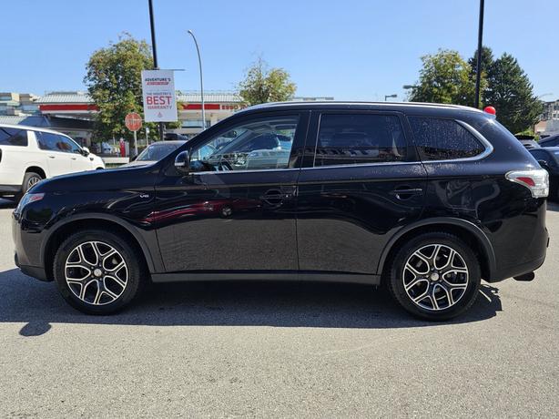2015 Mitsubishi Outlander image 8
