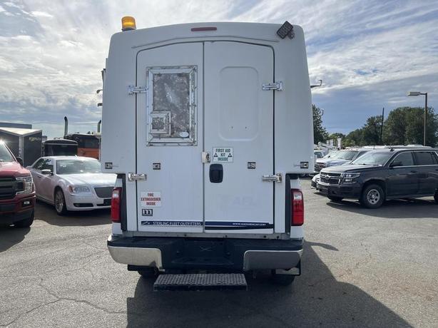 2014 Ford F-350 SD Crew Cab 4WD with Work Canopy image 4