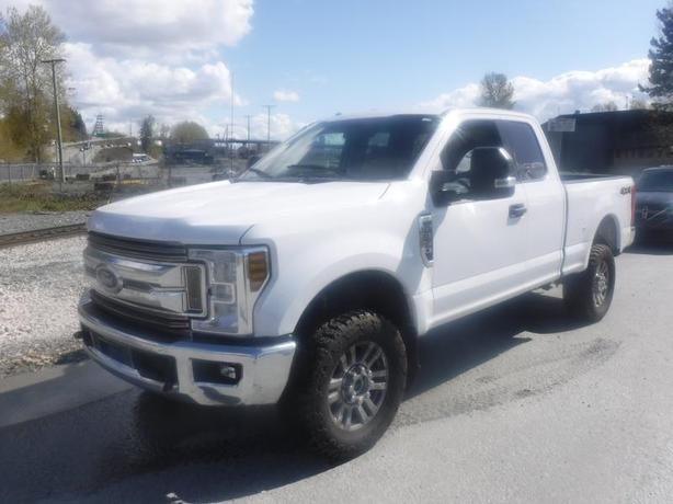2018 Ford F-350 SD SuperCab XLT Short Box 4WD image 1