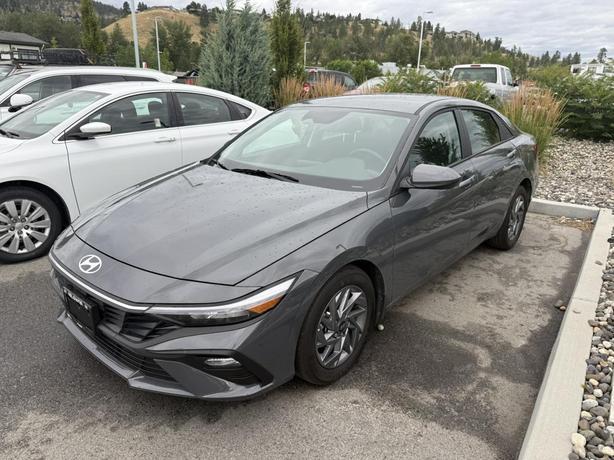 2025 Hyundai Elantra PREFERRED image 2