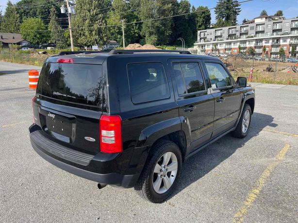 2014 Jeep Patriot image 8