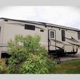 Used 2016 Keystone RV Montana High Country 305RL thumbnail image 5