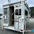Used 2017 Lance 865 thumbnail image 2