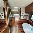 Used 2017 Lance 865 thumbnail image 5