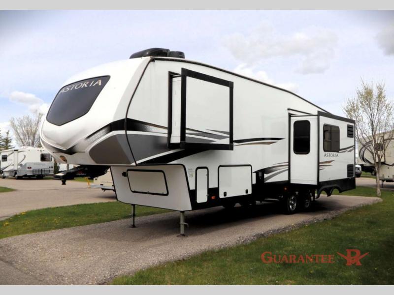 Used 2022 Dutchmen RV Astoria 2943BHF display photo
