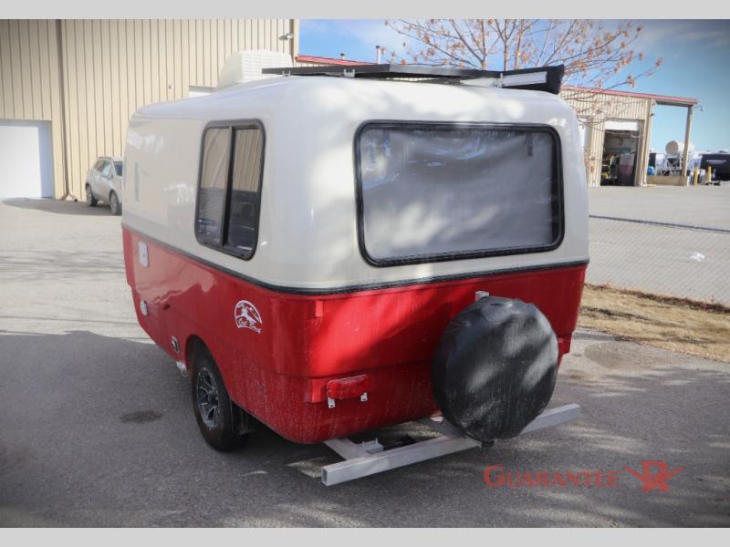 Used 2024 TRILLIUM RECREATIONAL VEHICLE LTD OUTBACK FRONT DINETTE display photo