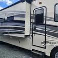 Used 2017 Fleetwood RV Bounder 36Y thumbnail image 5