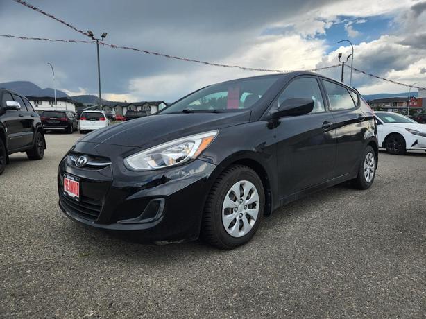 2016 Hyundai Accent BASE image 1
