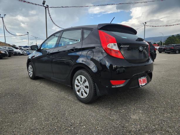 2016 Hyundai Accent BASE image 4