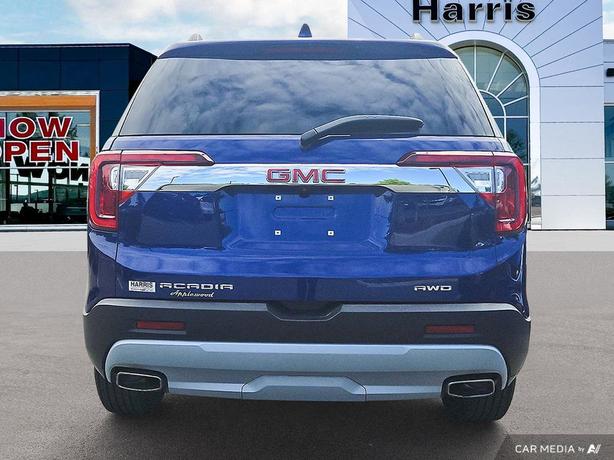 2023 GMC Acadia AWD 4dr SLE | One Owner | No Reported Accidents! image 5