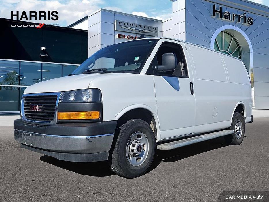 2023 GMC Savana Cargo RWD 2500 135wb Backup Camera display photo