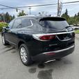 2023 Buick Enclave Essence thumbnail image 3