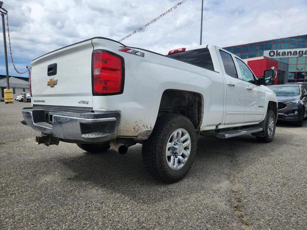 2019 Chevrolet Silverado 2500 LT image 3
