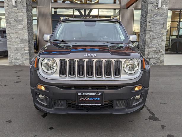 2018 Jeep Renegade Limited - No Accidents, Sunroof, NAV, Heated Seats image 3