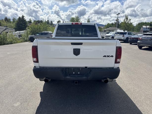 2022 RAM 1500 Classic Warlock 4x4 Crew Cab 5'7 Box | One Owner | No Accidents! image 6