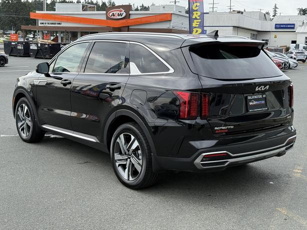 2023 Kia Sorento Plug-In Hybrid SX AWD - Apple CarPlay & Android Auto & Moonroof image 8