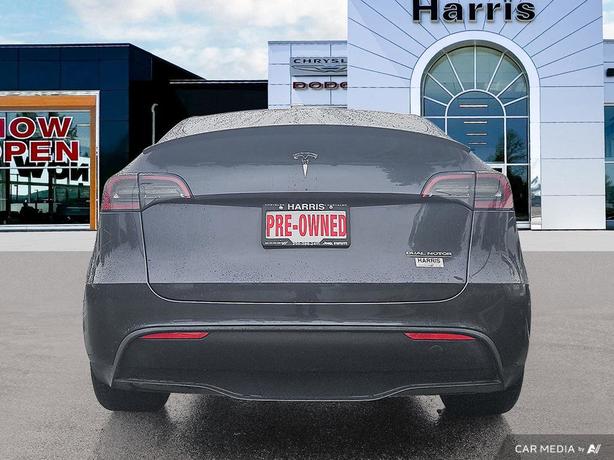 2023 Tesla Model Y Performance AWD | One Owner! image 5
