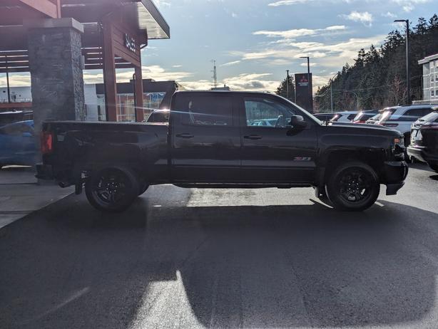 2017 Chevrolet Silverado 1500 LTZ - 5.3L V8, CrewCab, Mid Box, 4x4 image 4