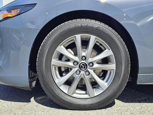 2019 Mazda3 Sport GS Auto FWD image 5