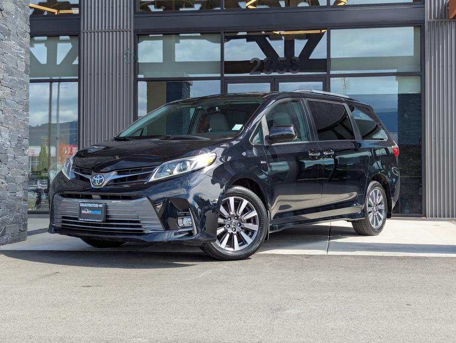 2018 Toyota Sienna 7 Passenger display photo