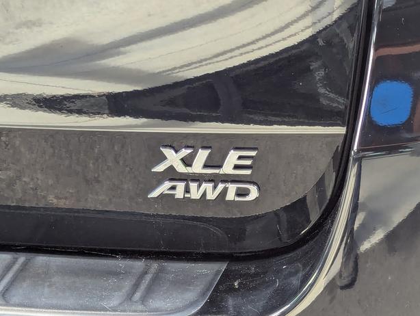 2018 Toyota Sienna 7 Passenger image 8