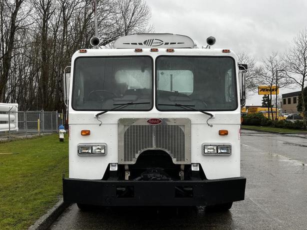 2010 Peterbilt 320 Cummins Garbage Truck Expert 2000 Diesel Air Brakes Diesel image 3