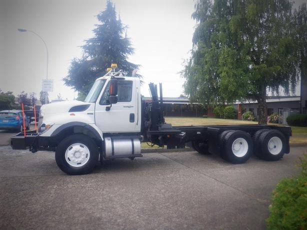 2012 International 7400 Cab and Chassis Air Brakes Dually Diesel image 6