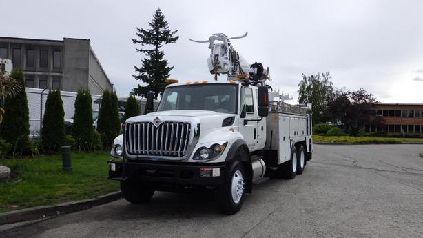 2012 International 7400 Crane/Digger Tandem Axle Air Brake image 4