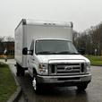 2017 Ford Econoline E-450 Econoline Super Duty 15FT Cube Van thumbnail image 2