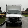2017 Ford Econoline E-450 Econoline Super Duty 15FT Cube Van thumbnail image 3