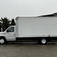 2017 Ford Econoline E-450 Econoline Super Duty 15FT Cube Van thumbnail image 6