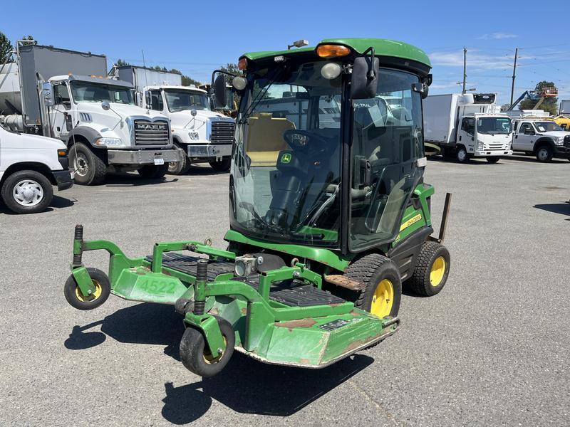 2016 John Deere 1585 Terrain Cut Tractor Mower Diesel display photo